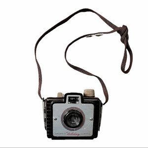 Vintage Kodak Brownie Holiday Camera - Bakelite